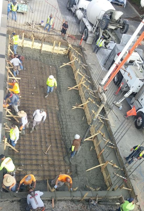 concrete without cracks